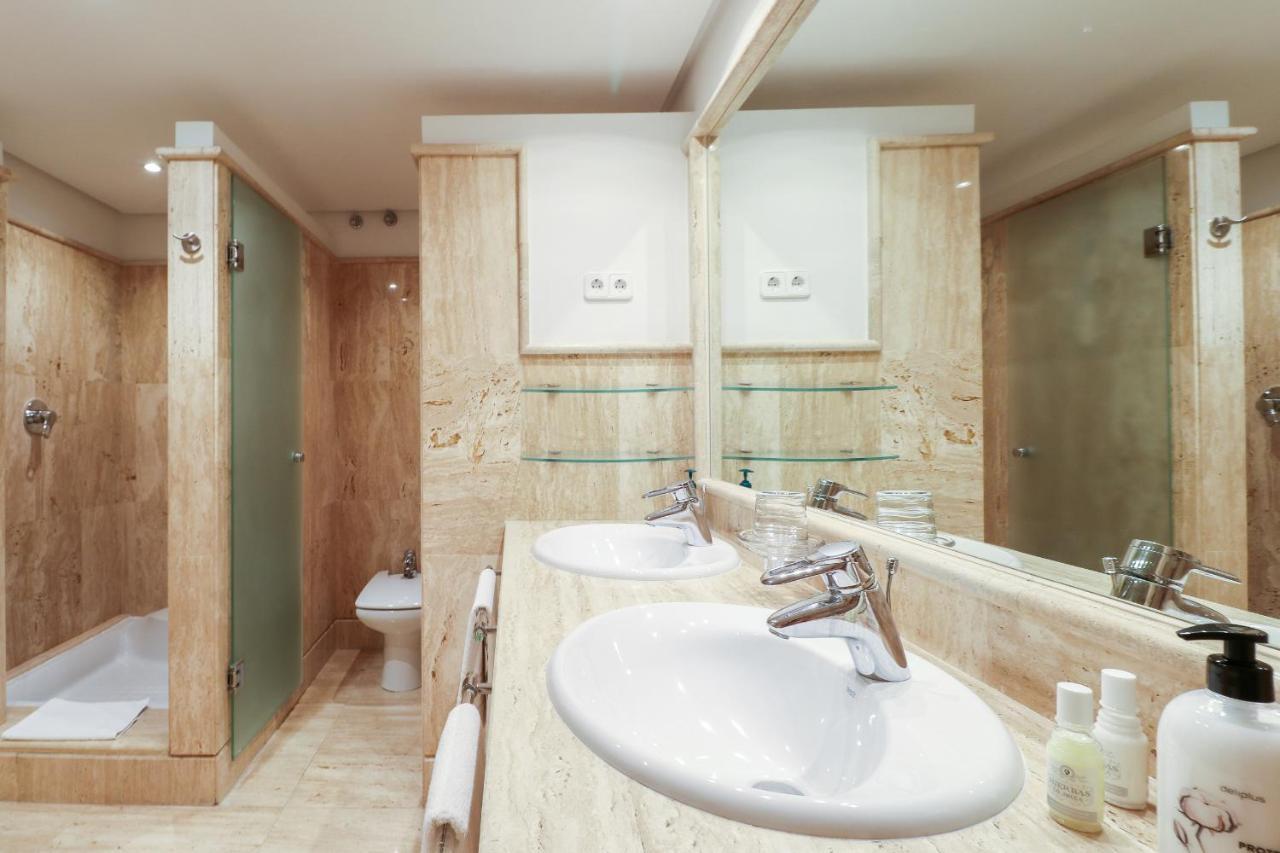 Family With Garden- Monteros Palm Apartment *